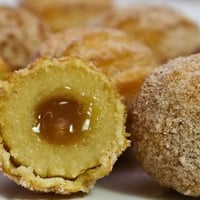 mini churros doce de leite