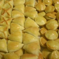 trouxinha de frango,esfihas e empadinhas