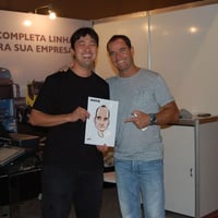 Caricatura digital com impressão em papel fotográfico