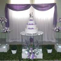 Mesa de vidro lilás