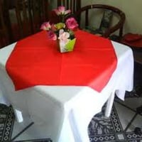 mesas e toalhas