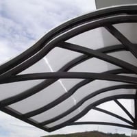Toldo Curvo em Policarbonato