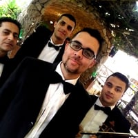 A trilha sonora ideal para seu casamento você encontra aqui.