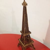 Torre Eifel temos de até 1.20m