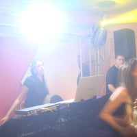 DJ