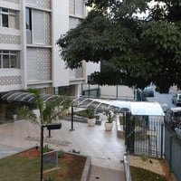 TOLDO EM POLICARBONATO COMPACTO