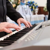 Procurando por Músicos para Casamentos? Trio SRM acesse aqui e encontre os melhores músicos para ca