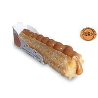 Churros com recheio e cobertura de doce de leite