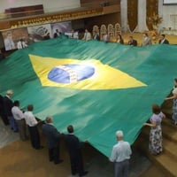 Bandeirão em vários tamanhos e modelos como vc quiser