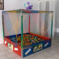 Piscina de Bolinhas 1,8x1,8m