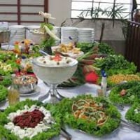 mesa de saladas