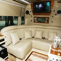 LimoVan Pegasus