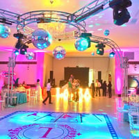 Estrutura especial com globos